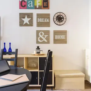 Apartment Sarti Master Guest, Milan